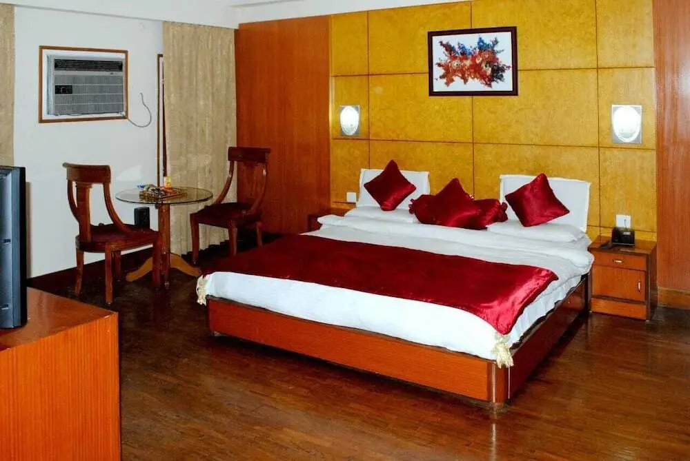 Гувахати: Hotel Ambarish