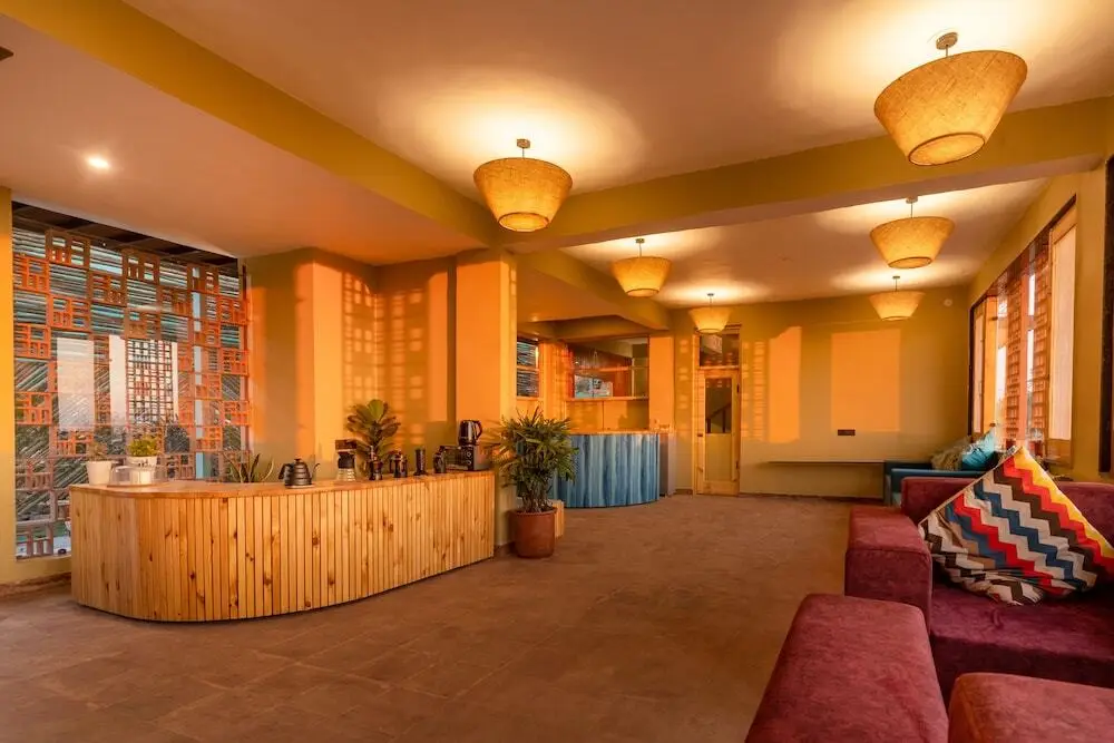 Бир: INFINITEA Retreat Bir