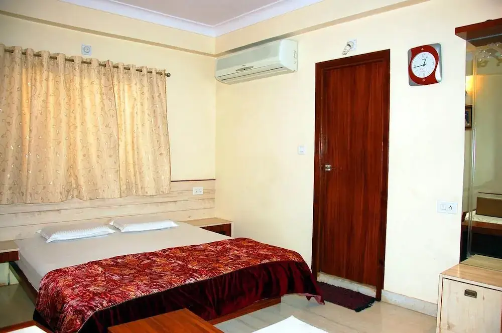 Натхдвара: The Sky Comfort Hotel Shri Vithalesh