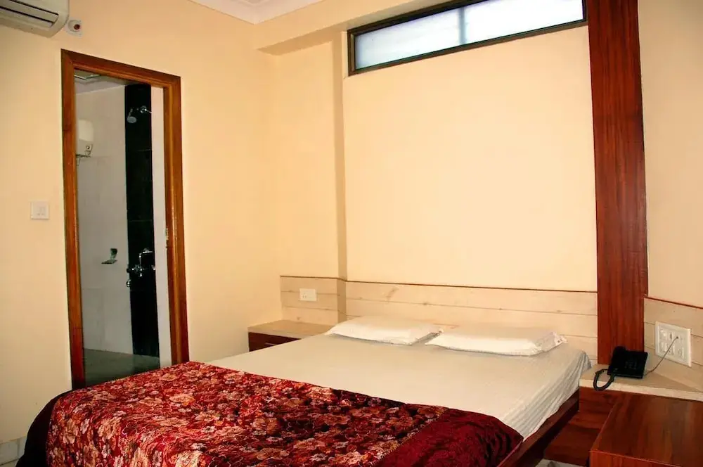 Натхдвара: The Sky Comfort Hotel Shri Vithalesh