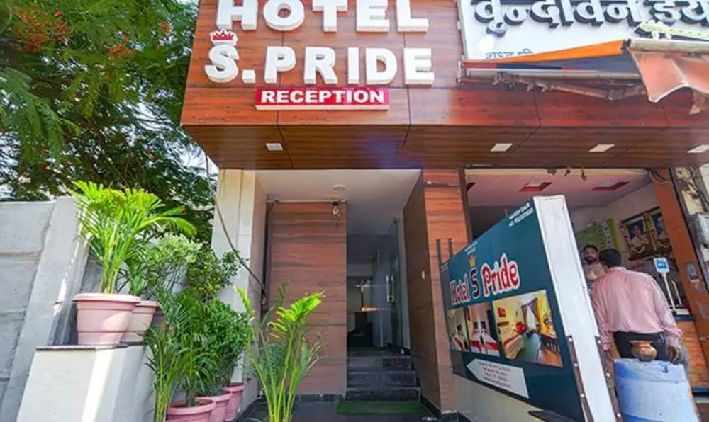 Индаур: Fabhotel S Pride