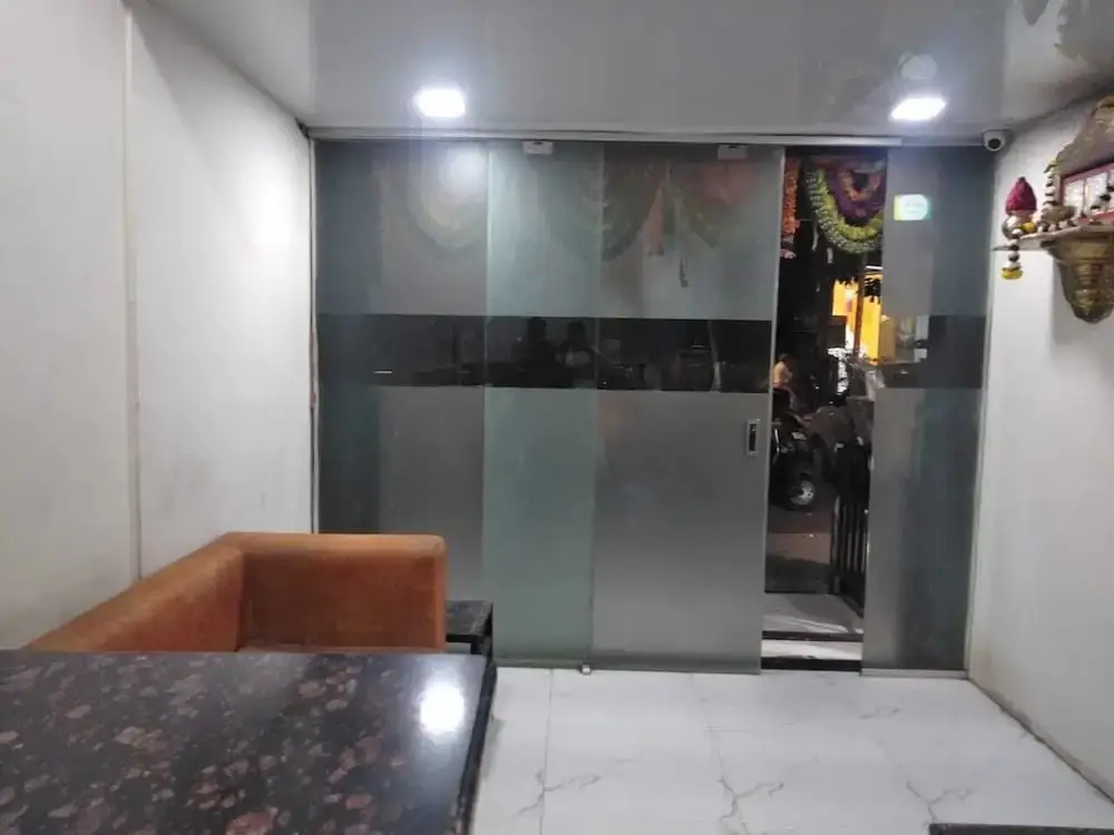 Мумбаи: Hotel Borivali Executive