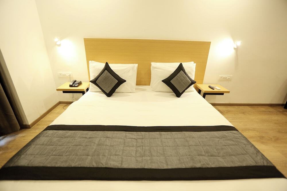 Газиабад: Hotel Roseman