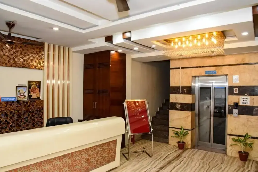 Газиабад: Hotel Grand Inn