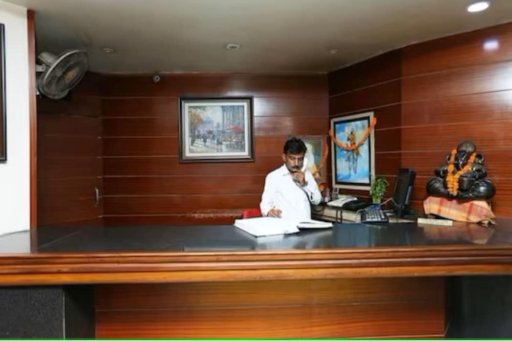 Revking at Hotel Batra — фото 1