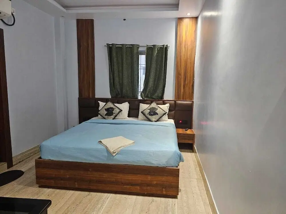 Деогхар: Hotel Blue Lemon