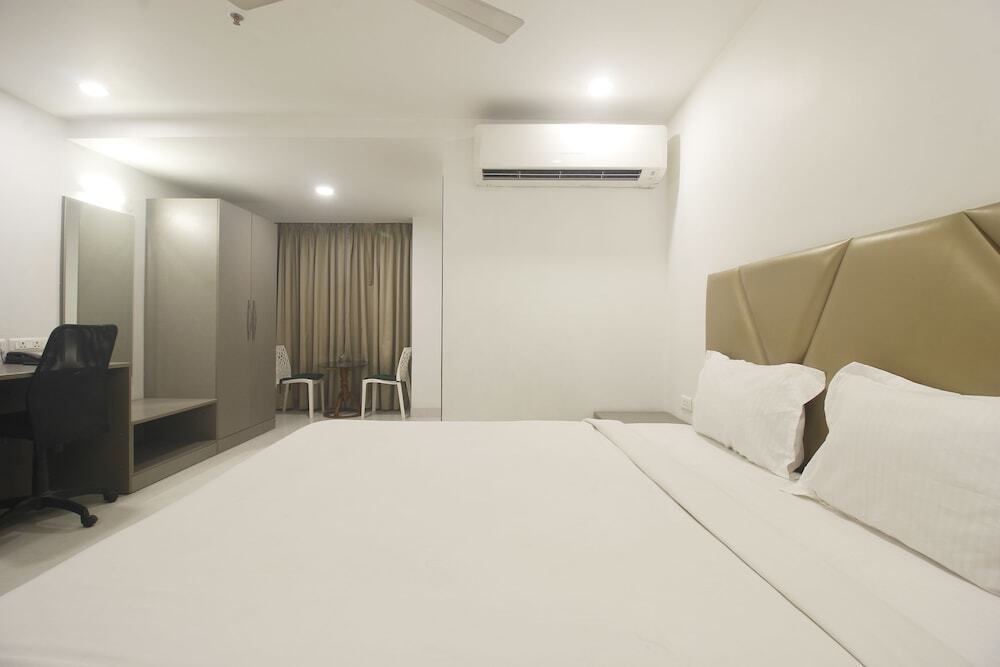 Хидерабад: Hotel Ssr Grand