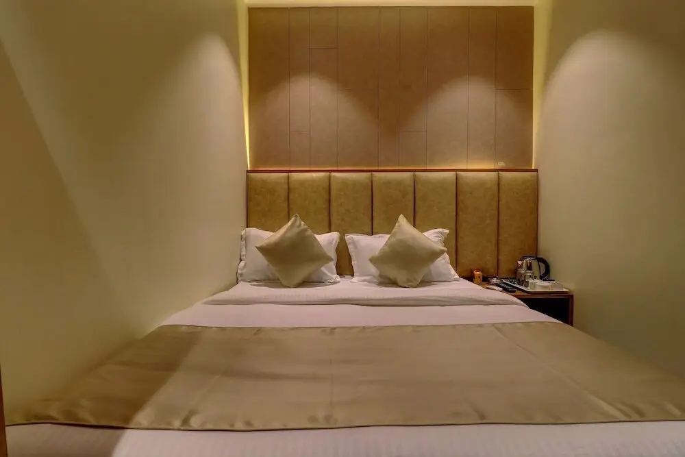 Мумбаи: Hotel Amber Suite