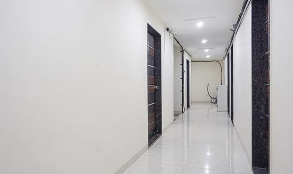 Пуна: Fabhotel Classic Square