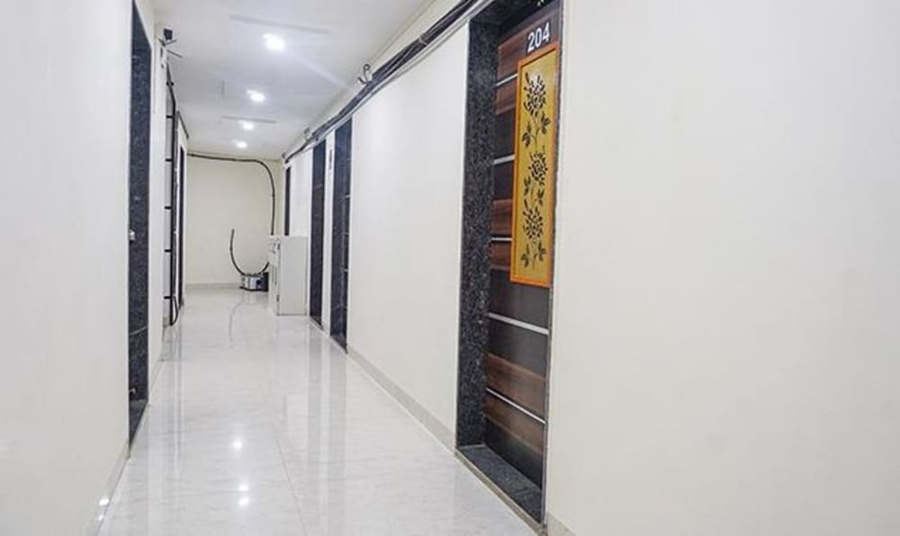 Пуна: Fabhotel Classic Square