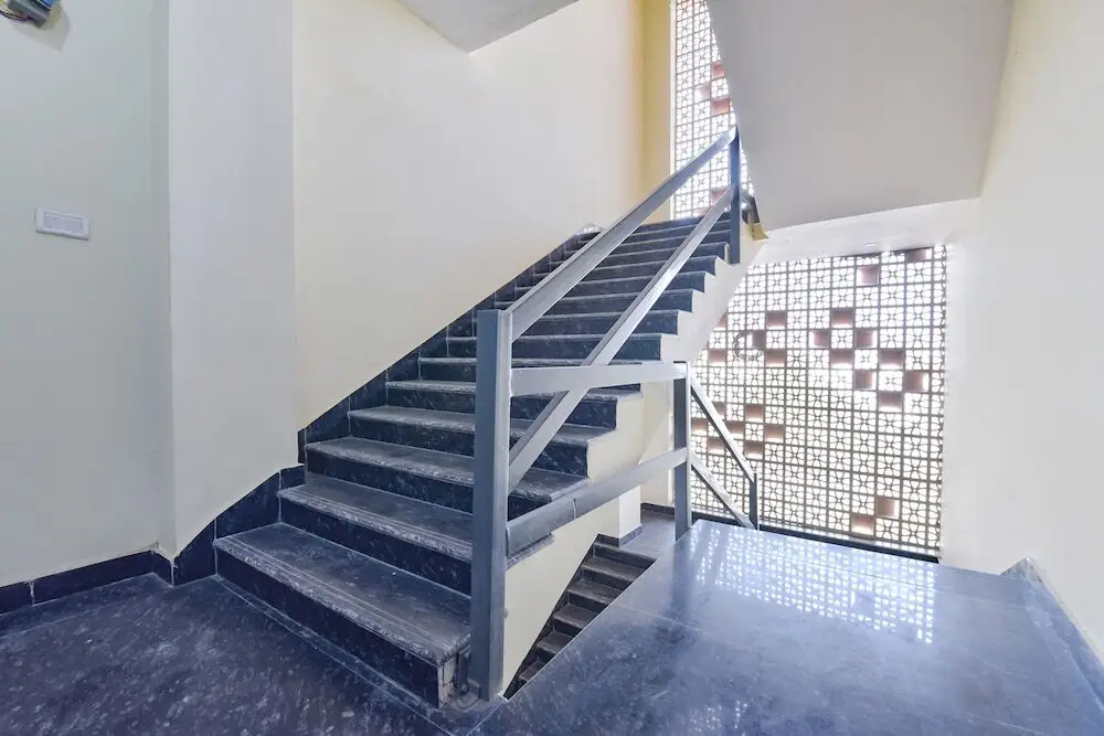 Джайпур: Fabhotel My Stay Sirvi Inn