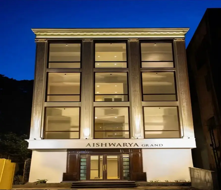 G R B Hotels Aishwarya Grand — фото 1