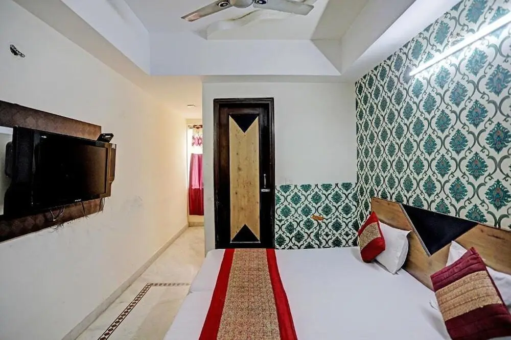 Нью-Дели: Hotel Grand