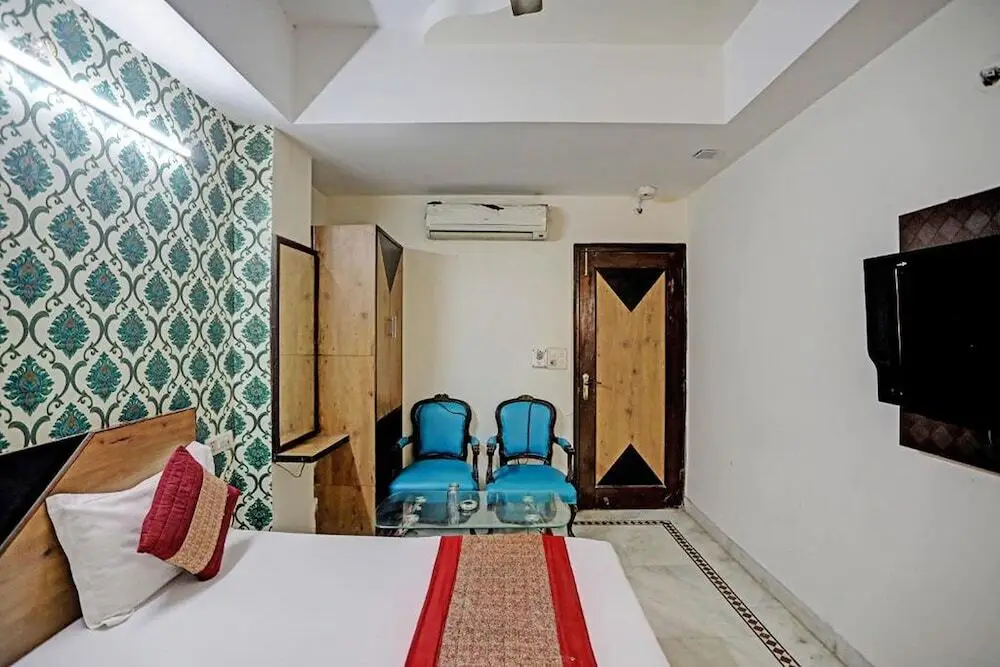 Нью-Дели: Hotel Grand