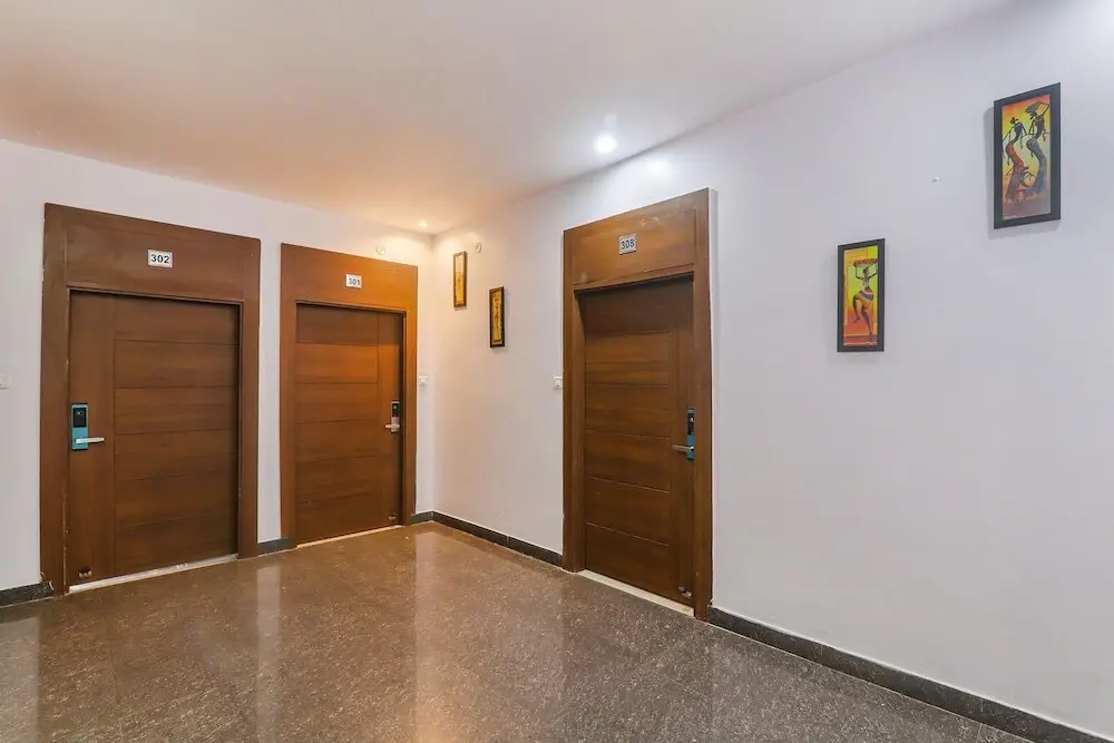 Лакхнау: Fabhotel The Crestelia