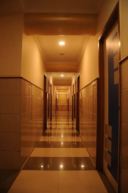 Бангалор: Srinidhi Residency