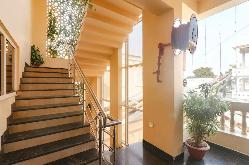 Лакхнау: Fabhotel Raghubar Kripa