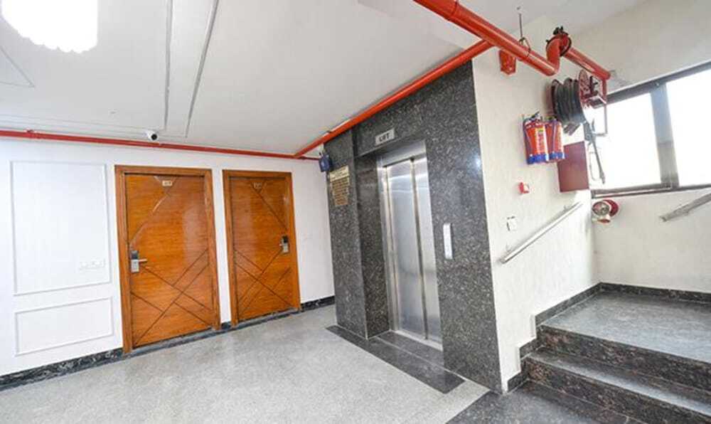 Нью-Дели: Fabhotel Prime Dev Palace