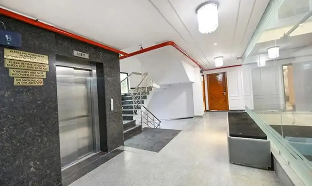 Нью-Дели: Fabhotel Prime Dev Palace