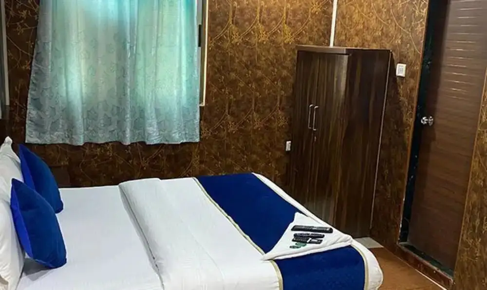Мумбаи: Fabexpress Ashirwad Residency
