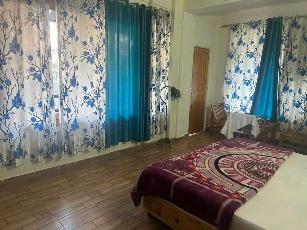 Манали: Footsteps Hostel and Cafe