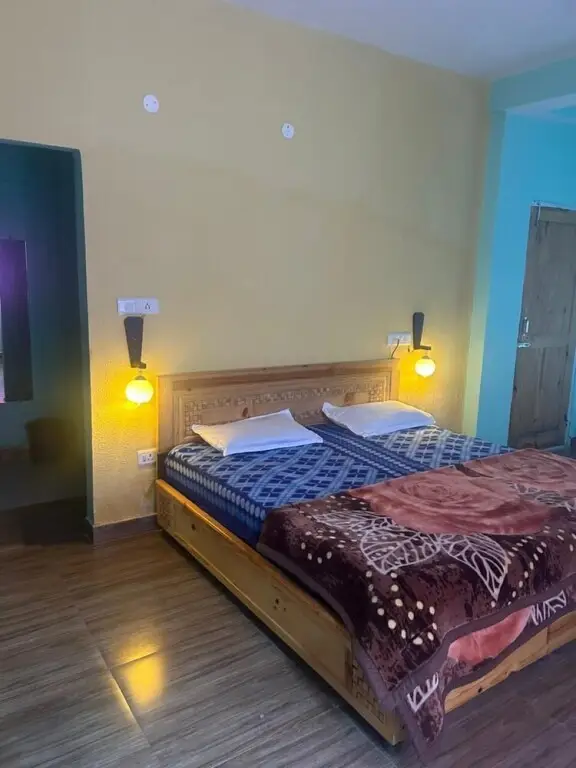 Манали: Footsteps Hostel and Cafe