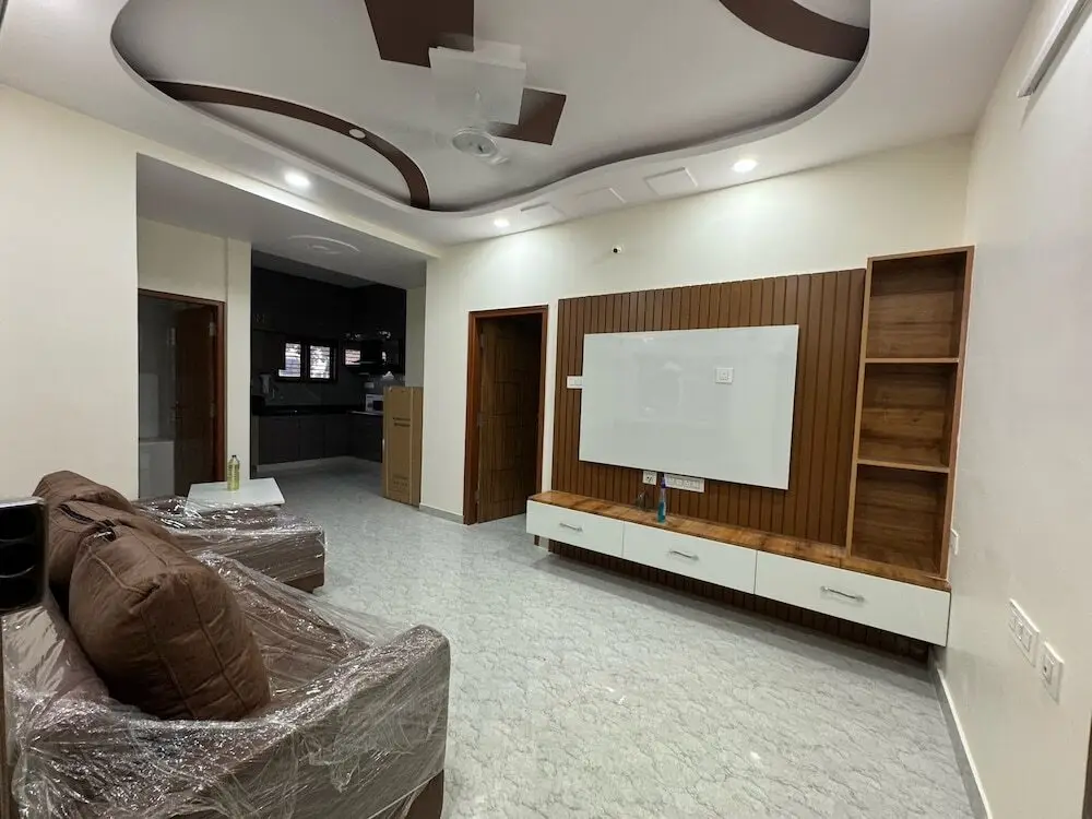 Бангалор: RZ Residency