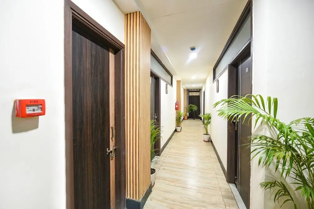 Мохали: Fabhotel Ess Pee Grand