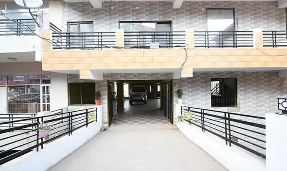 Дхарампур: Fabhotel The Kasauli Heavens