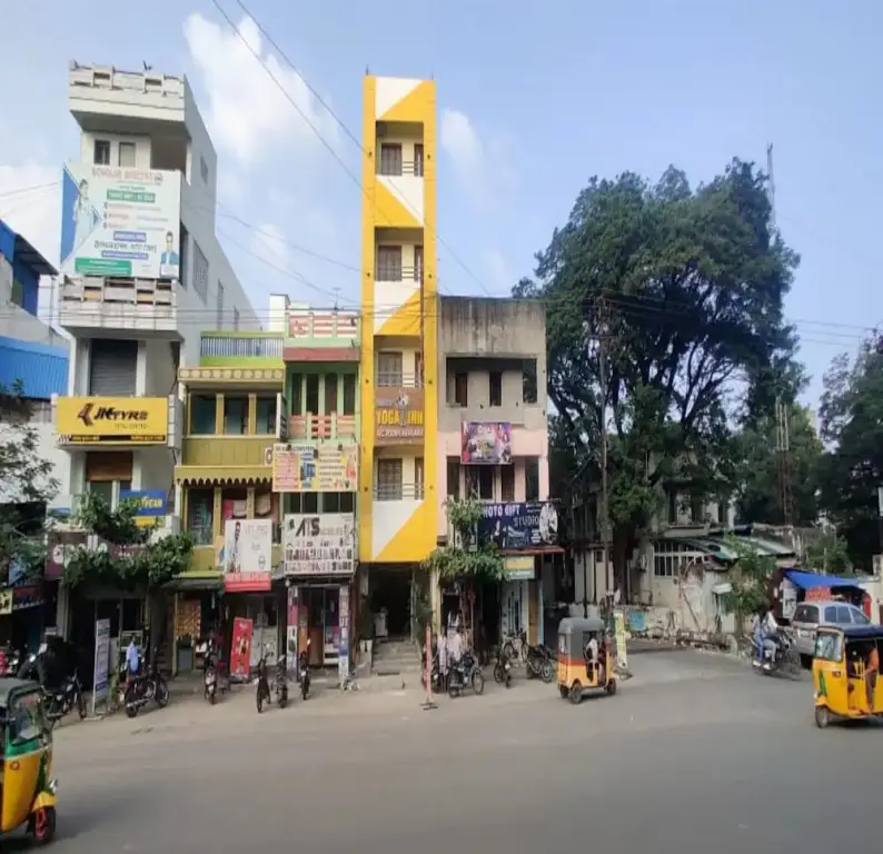 Yoga Inn — фото 1