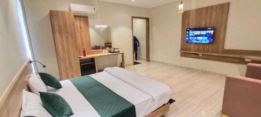 Наинитал: Kumaon Inn
