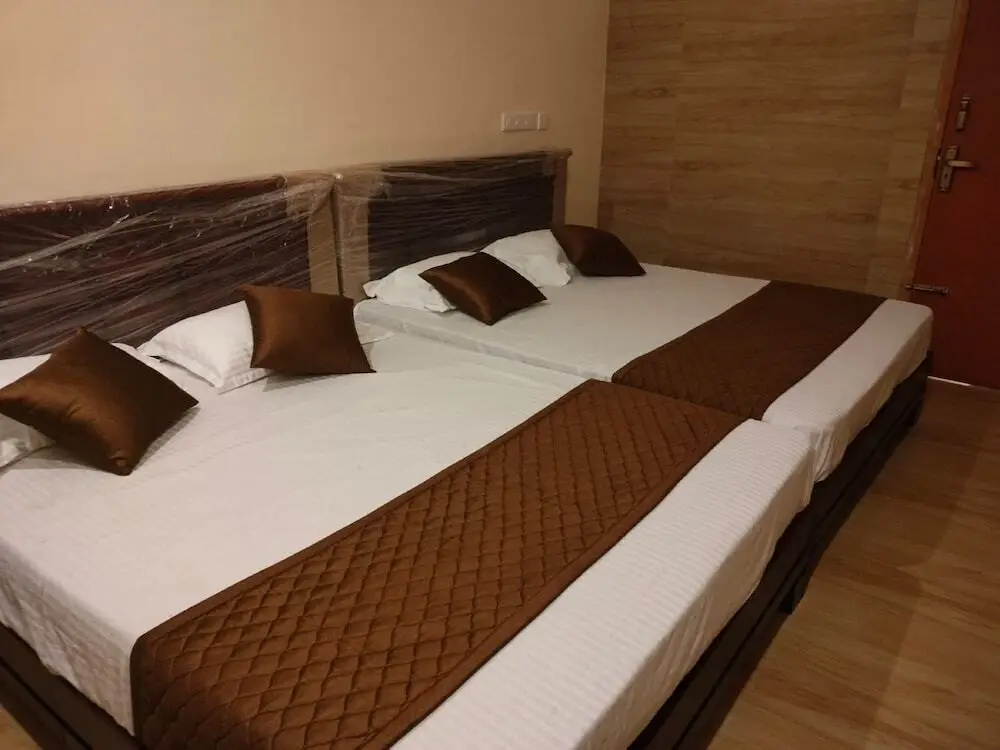 Палани: Hotel Vamsi Residency