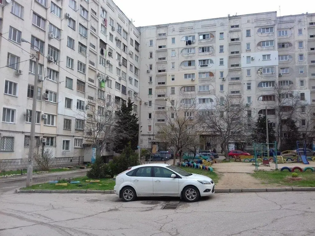 Севастополь: U Morja Na Prospekte Oktyabrskoy Revolyutsii 22 Apartment