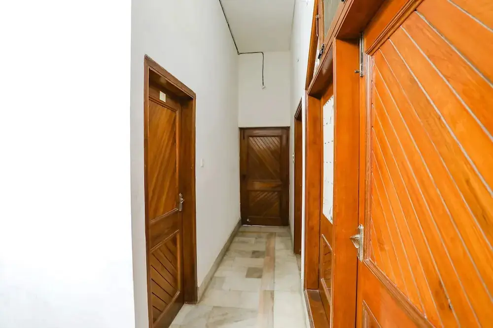 Варанаси: Fabexpress Prashansa Palace