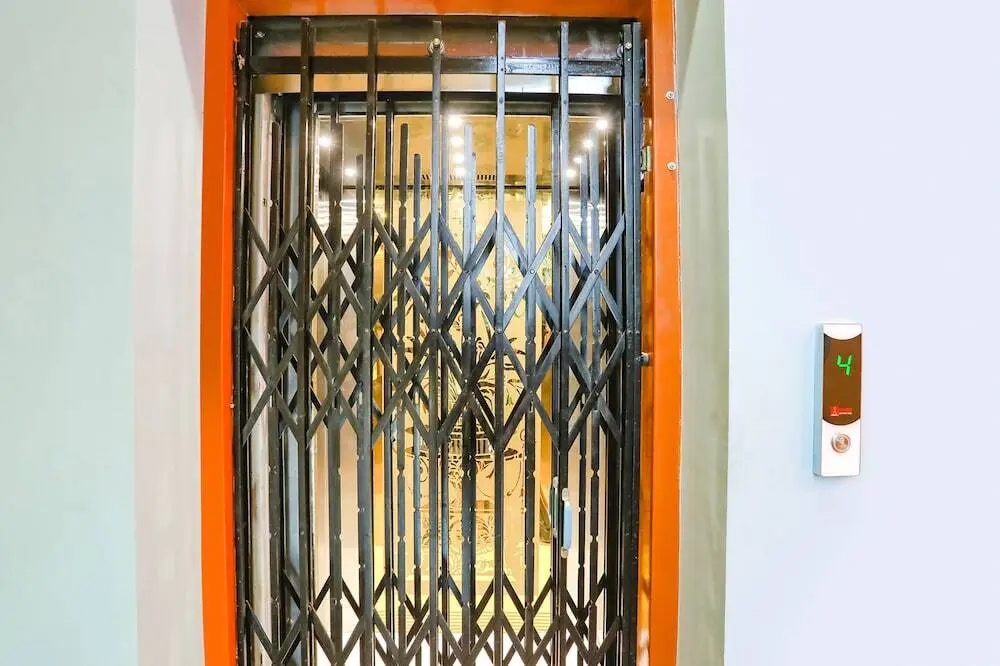 Варанаси: Fabhotel Shri Banaras