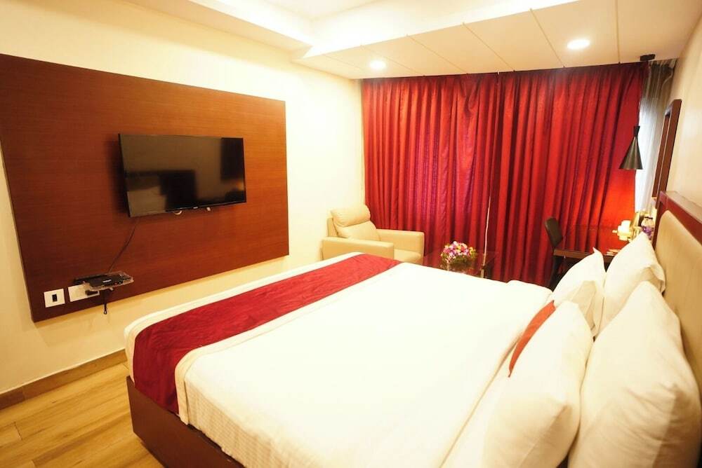 Висакхапатнам: Elegant Hotel