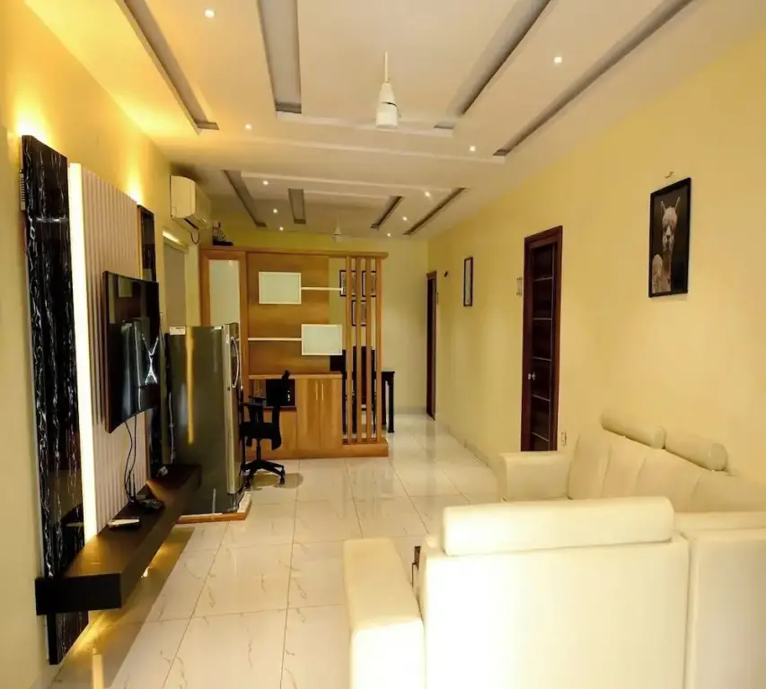 Виджаявада: The Butterfly Luxury Serviced Apartments Benz Circle Vijayawada