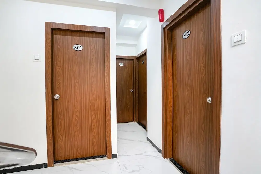 Нави-Мумбай: Fabhotel Fortuna Inn