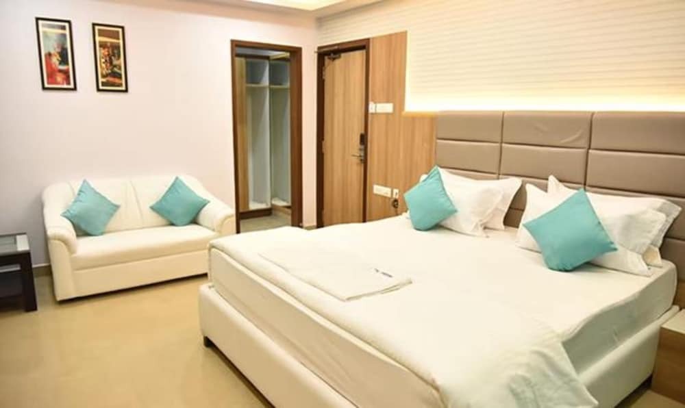 Fabhotel Prime Aditya Homes — фото 1