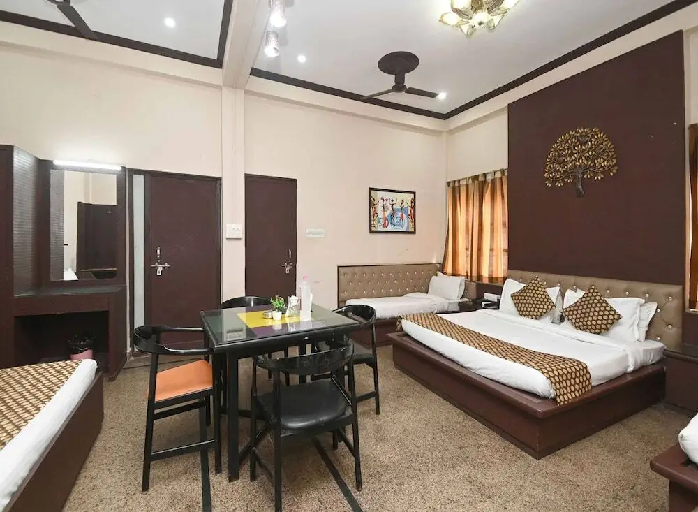 Джайпур: Golden Days Resort and Spa
