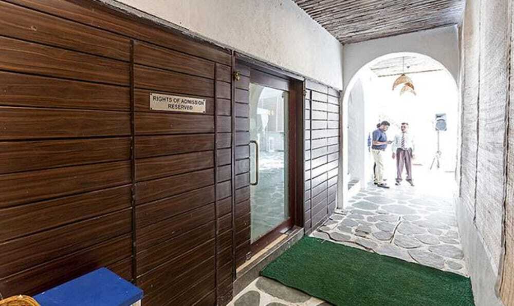 Мумбаи: Fabhotel Poco Loco