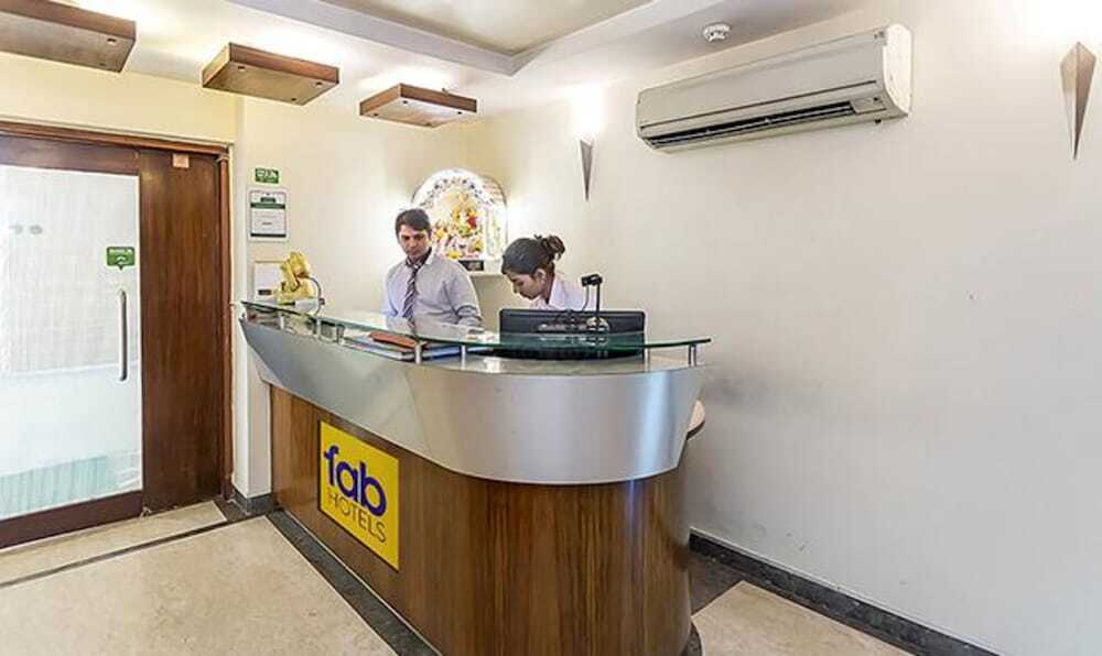 Мумбаи: Fabhotel Poco Loco