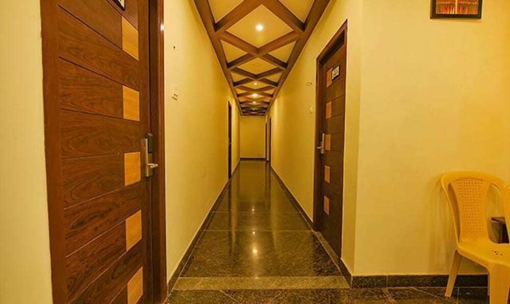 Ченнаи: Fabhotel Saravana Executive