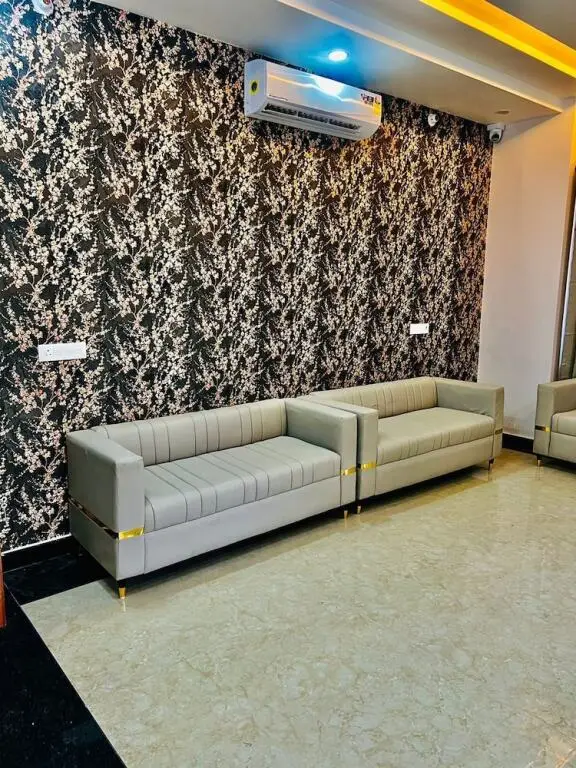 Алвар: R G Bilkha Hotel And Resorts