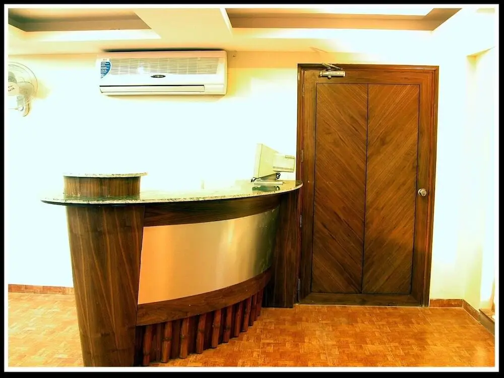 Джайпур: Kishna Empire Hotel