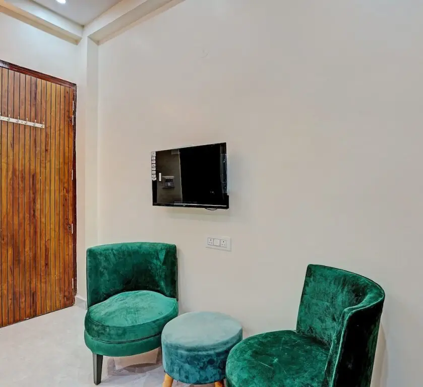 Большая Нойда: Kashvi Residency