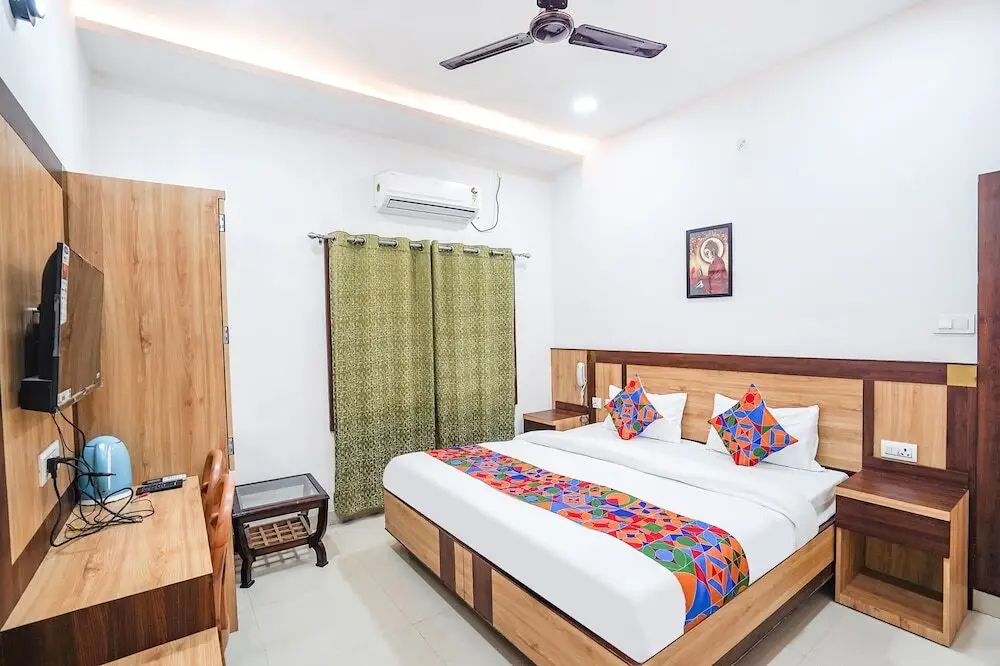 Fabexpress Vairagi Inn — фото 1