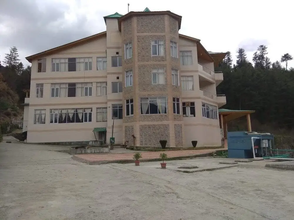 Наггар: Snow Touch Resort By Sriniwasa Hotels