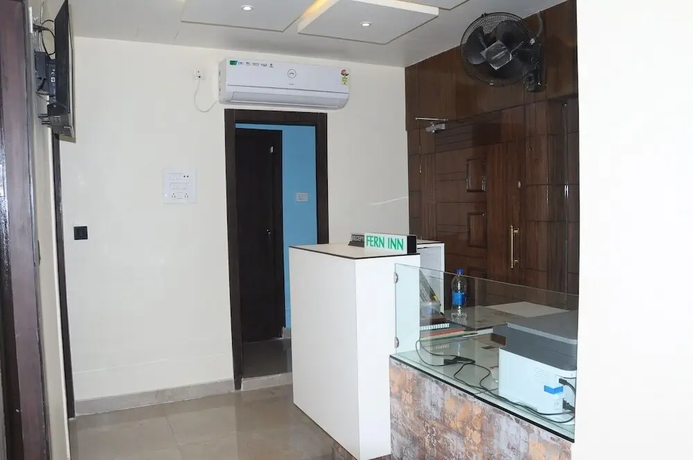 Колката: FERN INN Kolkata