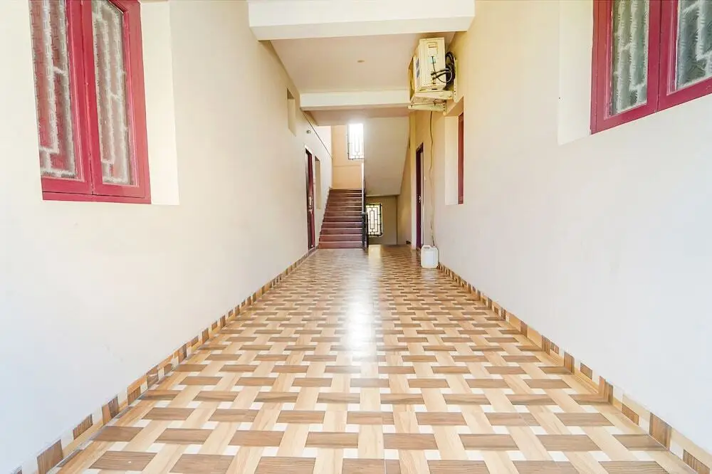 Коимбатур: Fabexpress Varun Residency